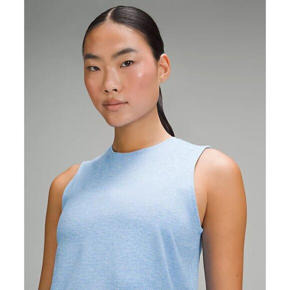 NWT Lululemon License to Train Classic Fit Tank in Heathered Aero Blue - Size 10 - Picture 3 of 7